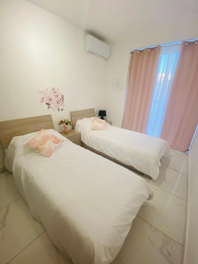 Central, Bright & Modern Apartamento Msida
